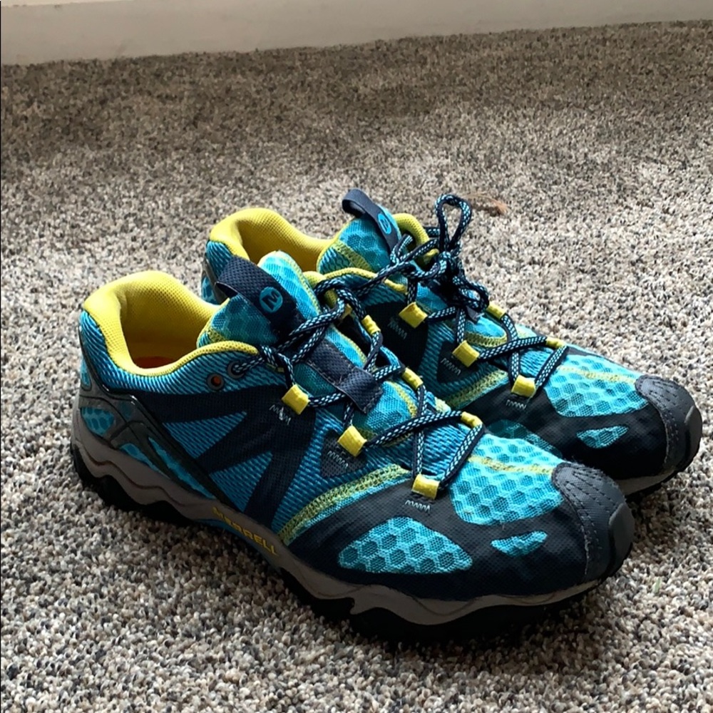 Merrell Grassbow trail runner